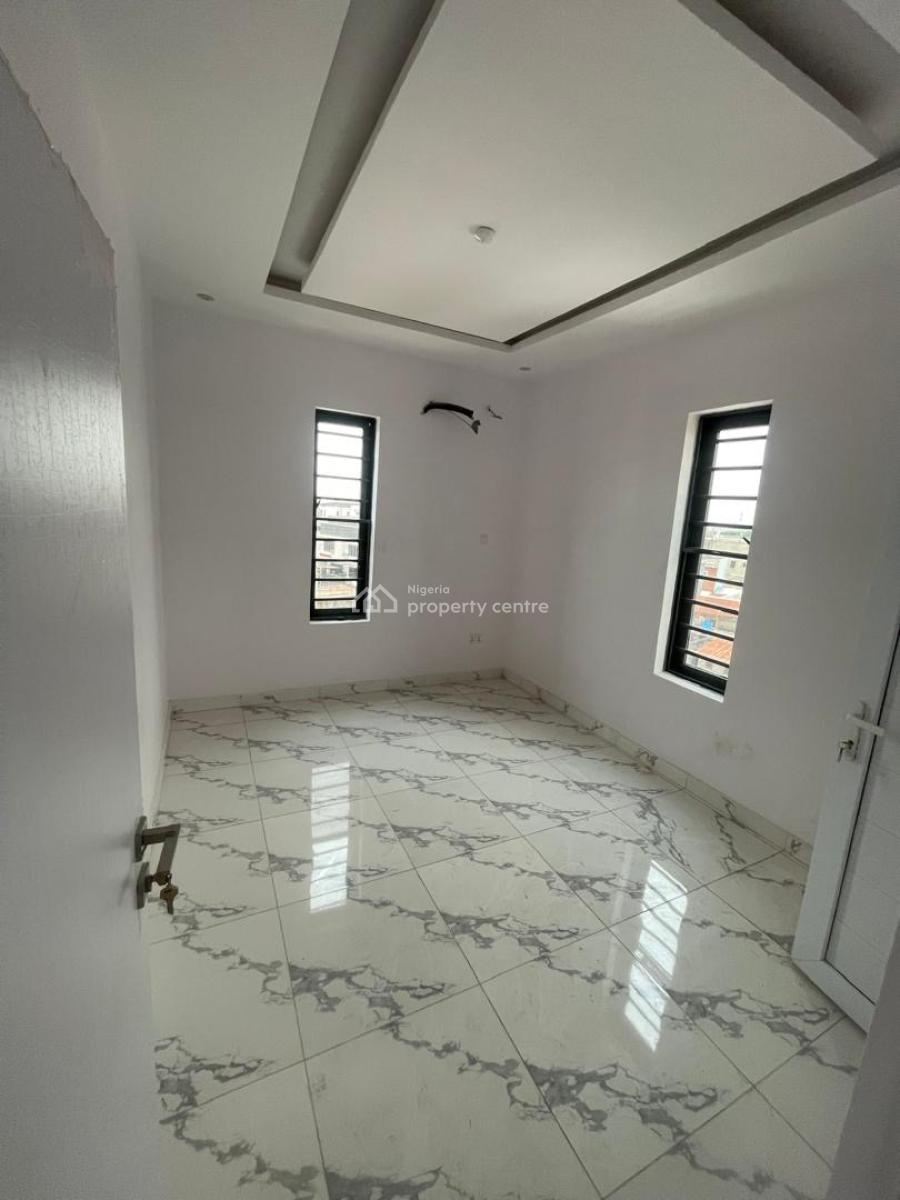Brand New Spacious  2 Bedroom Flat on a Pent Floor, Ologolo, Lekki, Lagos, House for Rent