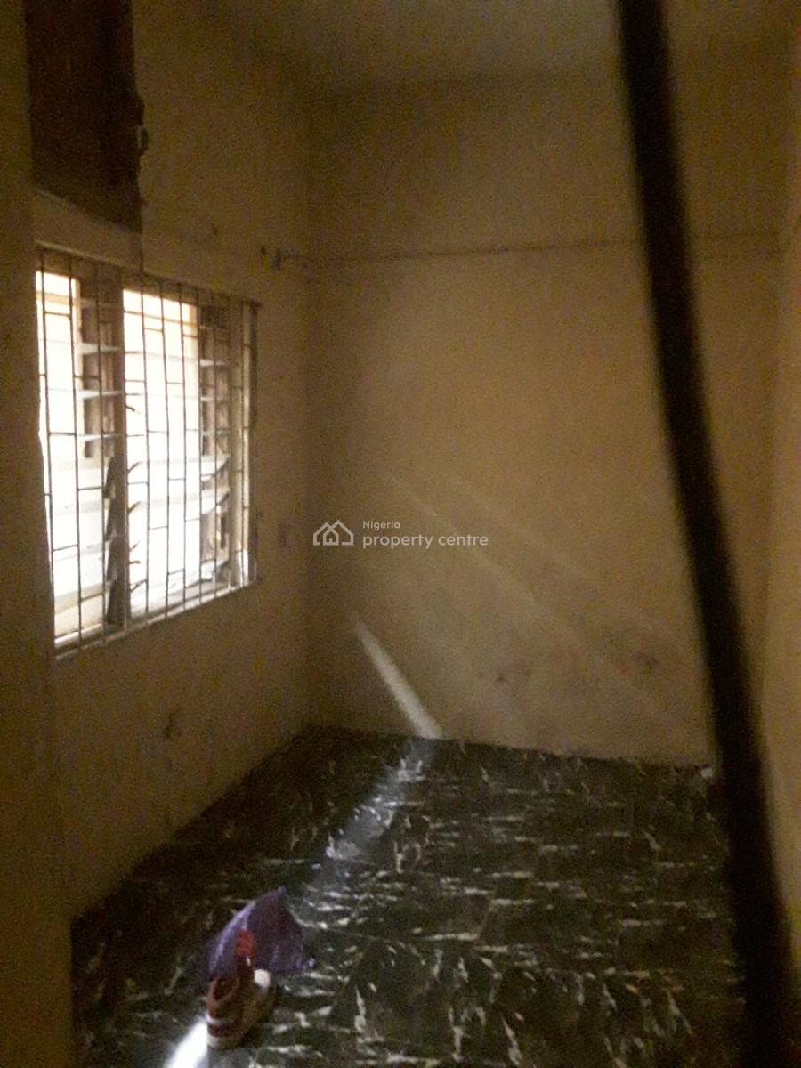 Mini Flat with Extra Room, Odelano Street, Bariga, Shomolu, Lagos, Mini Flat (room and Parlour) for Rent