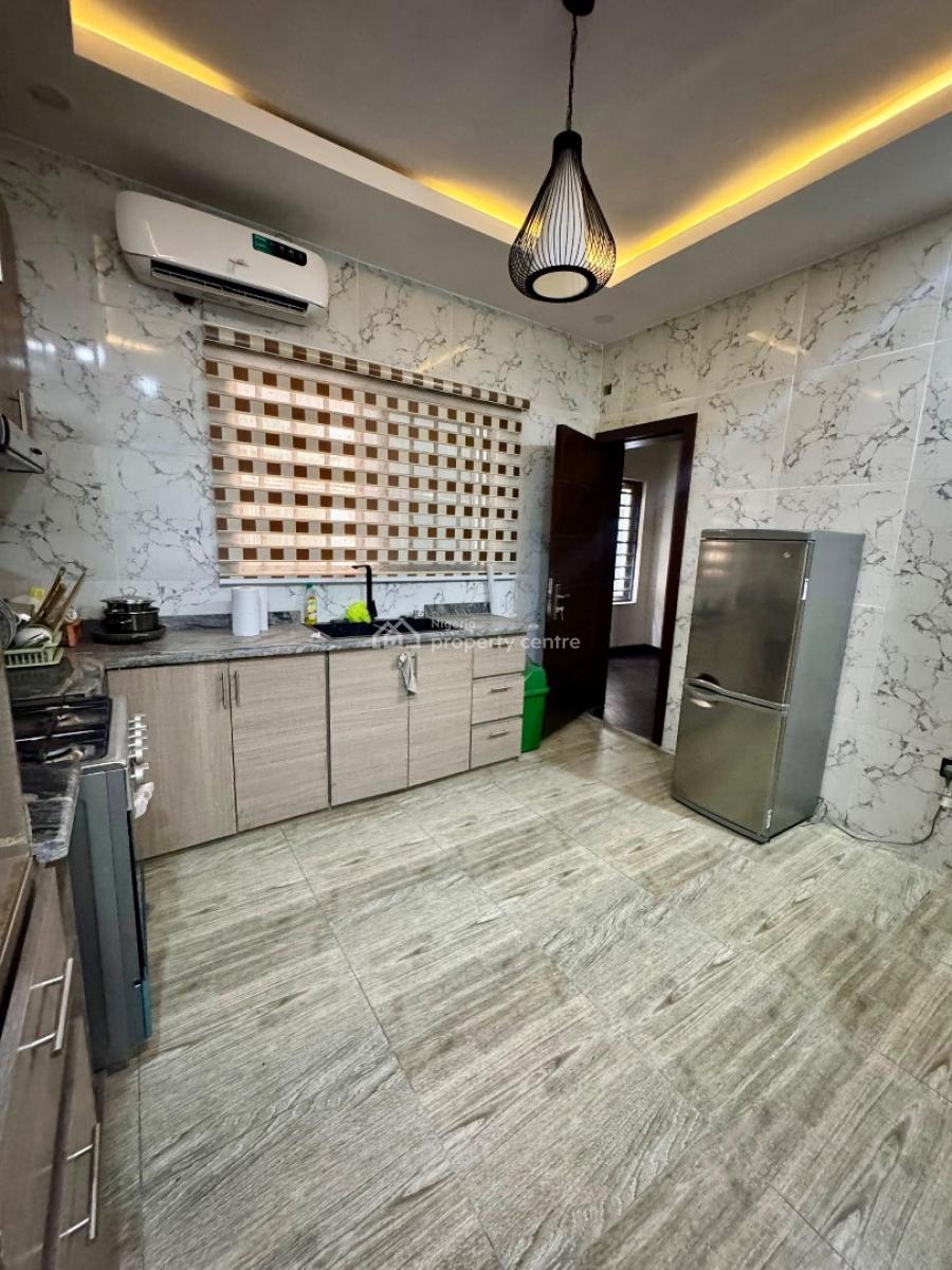 Luxury Furnished, Ologolo, Lekki, Lagos, Mini Flat (room and Parlour) for Rent