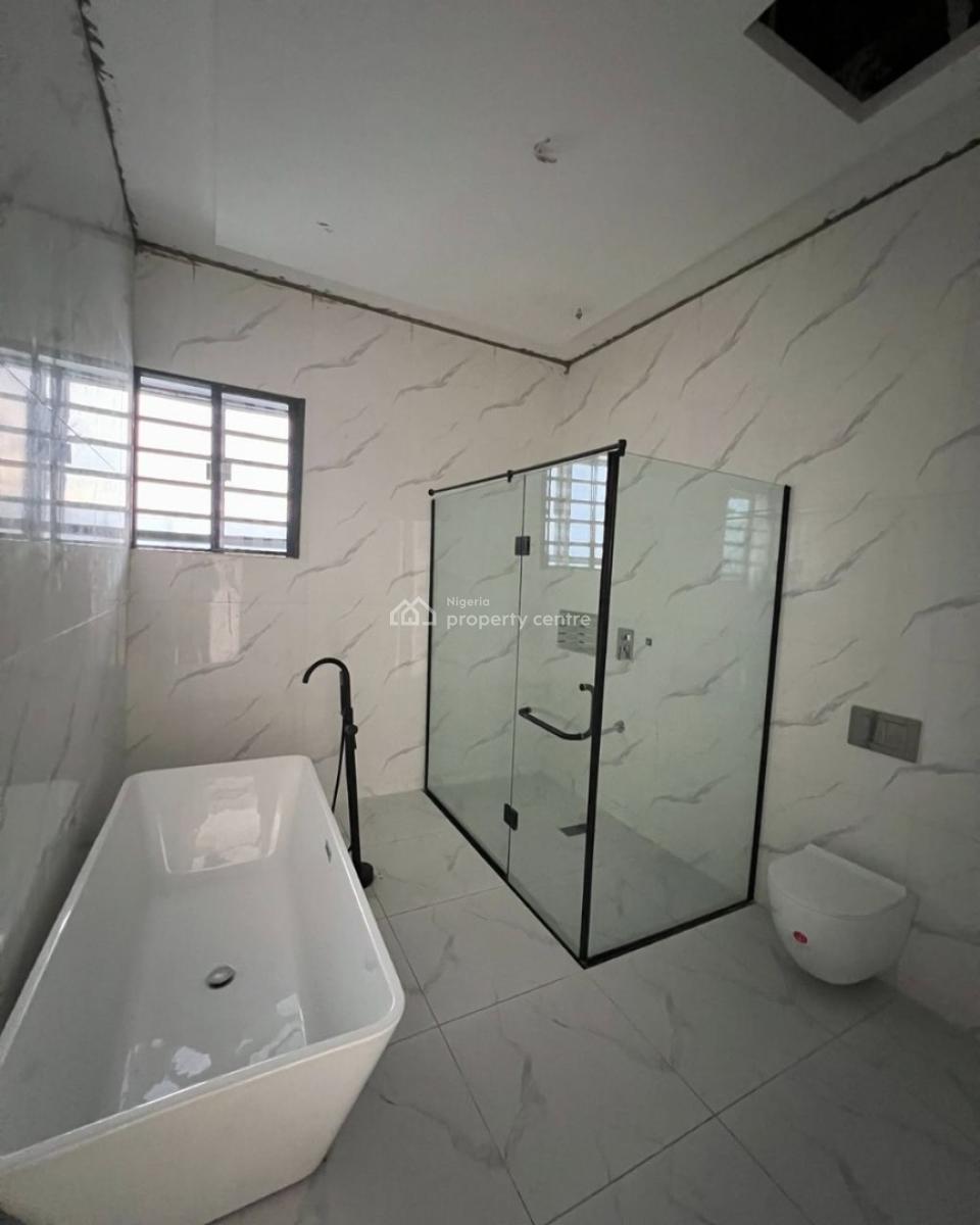 Spacious 5 Bedroom Fully Detached Duplex with Bq, Mobil Estate, Lekki Expressway, Lekki, Lagos, Detached Duplex for Rent