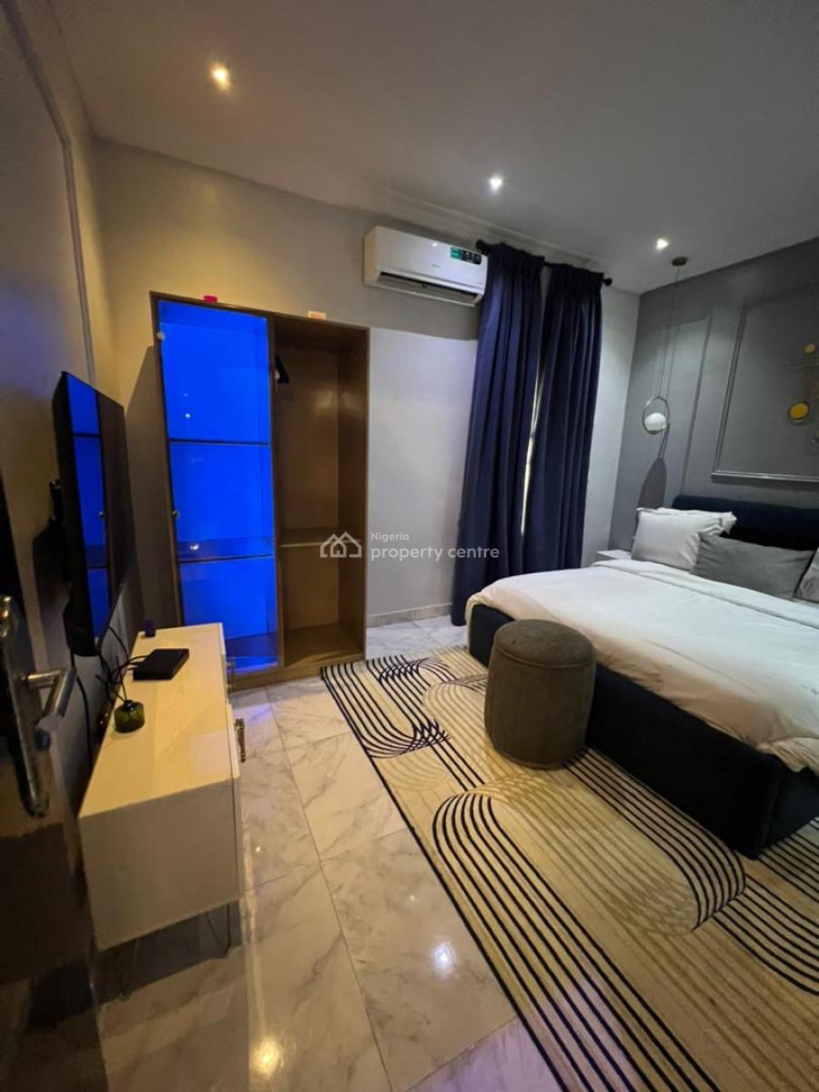 Beautiful 2 Bedrooms Apartment, Opebi, Ikeja, Lagos, Flat / Apartment Short Let