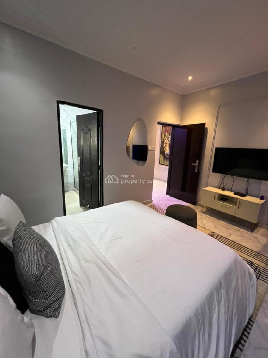 Beautiful 2 Bedrooms Apartment, Opebi, Ikeja, Lagos, Flat / Apartment Short Let