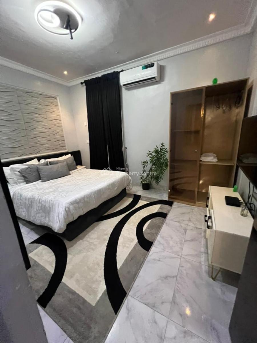 Beautiful 2 Bedrooms Apartment, Opebi, Ikeja, Lagos, Flat / Apartment Short Let