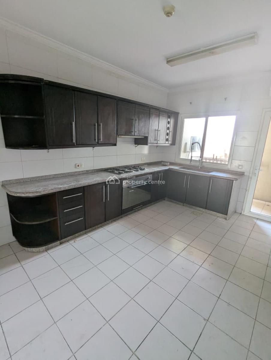 18th Floor,spacious 3 Bedroom Flat with Bq,swimming Pool,gym,squash, Off Gerrard Road, Old Ikoyi, Ikoyi, Lagos, Flat / Apartment for Rent