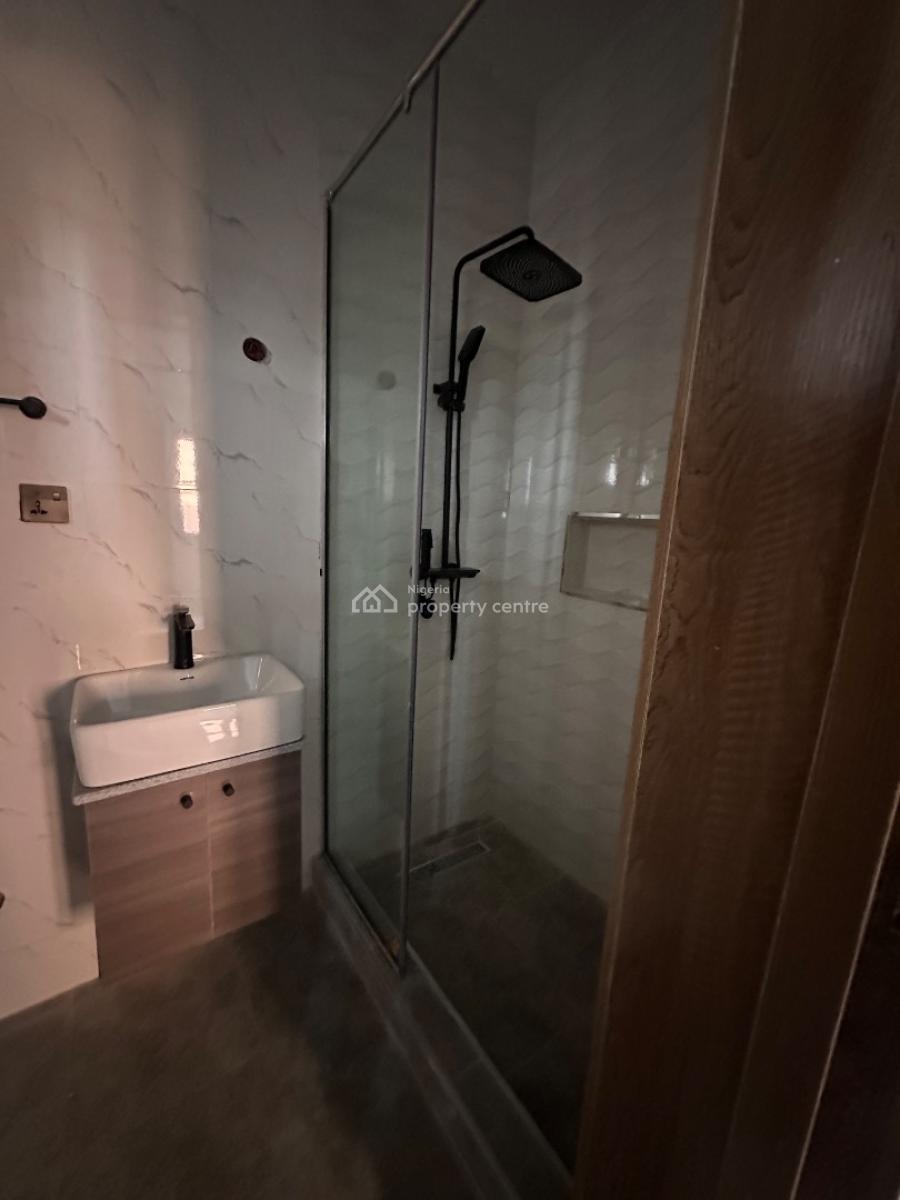 2 Bedroom Apartment with Bq Available, Ikate, Lekki, Lagos, Flat / Apartment for Sale