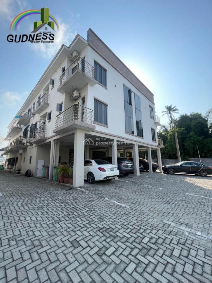 Spacious 3 Bedroom Flat with a Room Bq, Lekki, Lagos, Flat / Apartment for Rent