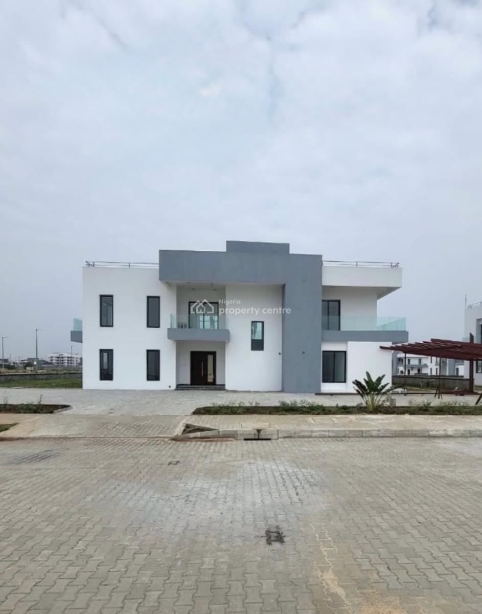 Massive 6 Bedrooms Detached Duplex with Bq, Pool & Large Compound, Maiyegun Beach Estate, Off Lagos - Calabar Coastal Road, Osapa, Lekki, Lagos, Detached Duplex for Rent