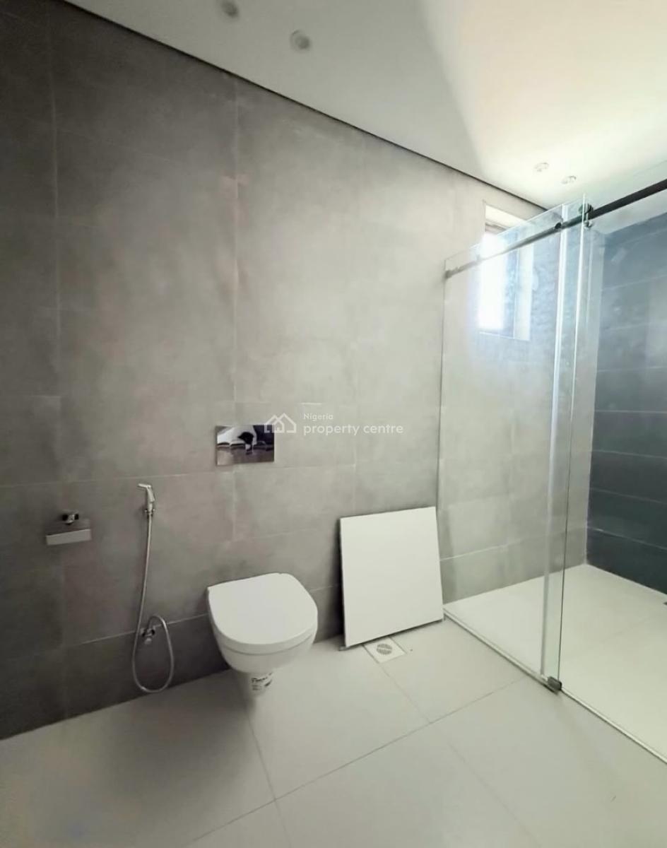 Massive 6 Bedrooms Detached Duplex with Bq, Pool & Large Compound, Maiyegun Beach Estate, Off Lagos - Calabar Coastal Road, Osapa, Lekki, Lagos, Detached Duplex for Rent