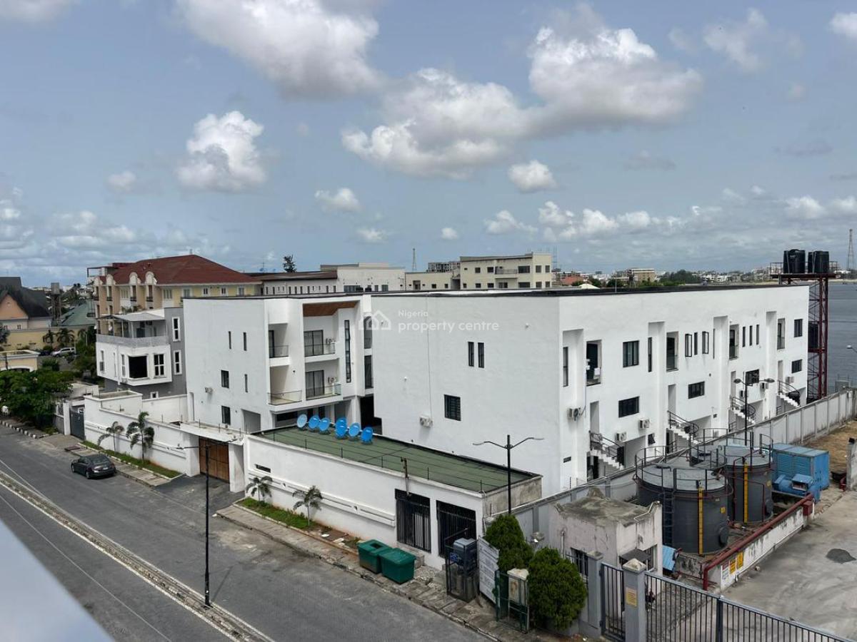 Luxurious 6-bedroom Fully Detached Duplex with 2 Bqs, Lekki Phase 1, Lekki, Lagos, Detached Duplex for Sale