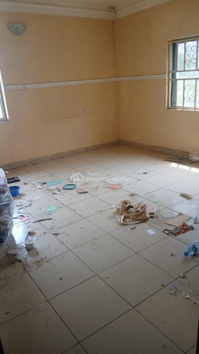 Spacious 3 Bedroom Flat on The Second Floor, Off Aminu Kano Crescent, Wuse 2, Abuja, Flat / Apartment for Rent