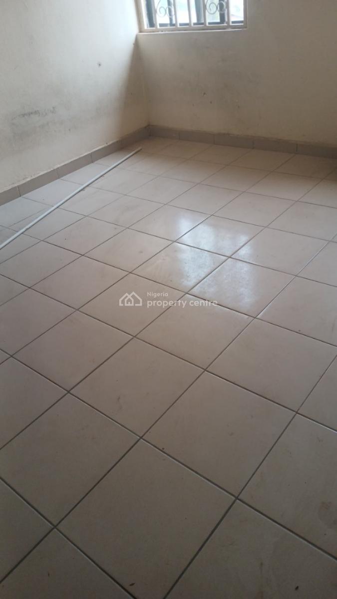Spacious 3 Bedroom Flat on The Second Floor, Off Aminu Kano Crescent, Wuse 2, Abuja, Flat / Apartment for Rent