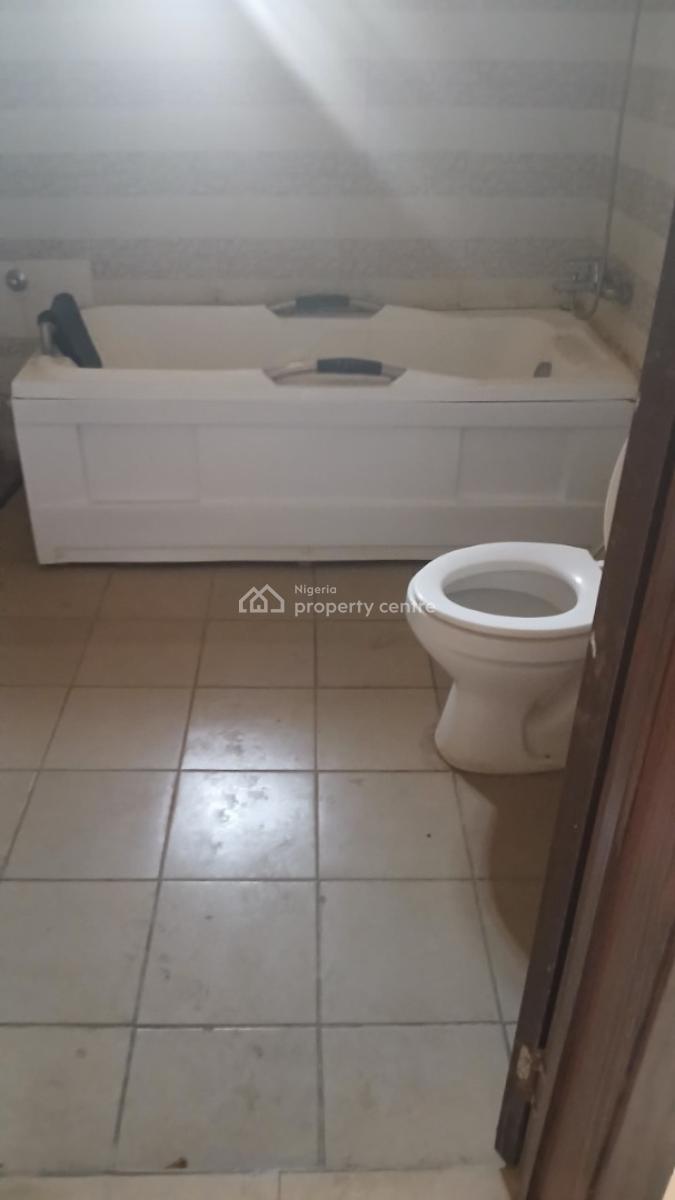 Spacious 3 Bedroom Flat on The Second Floor, Off Aminu Kano Crescent, Wuse 2, Abuja, Flat / Apartment for Rent