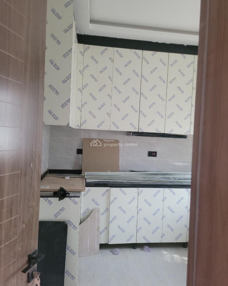 Luxurious 2 Bedroom Block of Flats, Extension 3 Estate, Dawaki, Gwarinpa, Abuja, Flat / Apartment for Rent