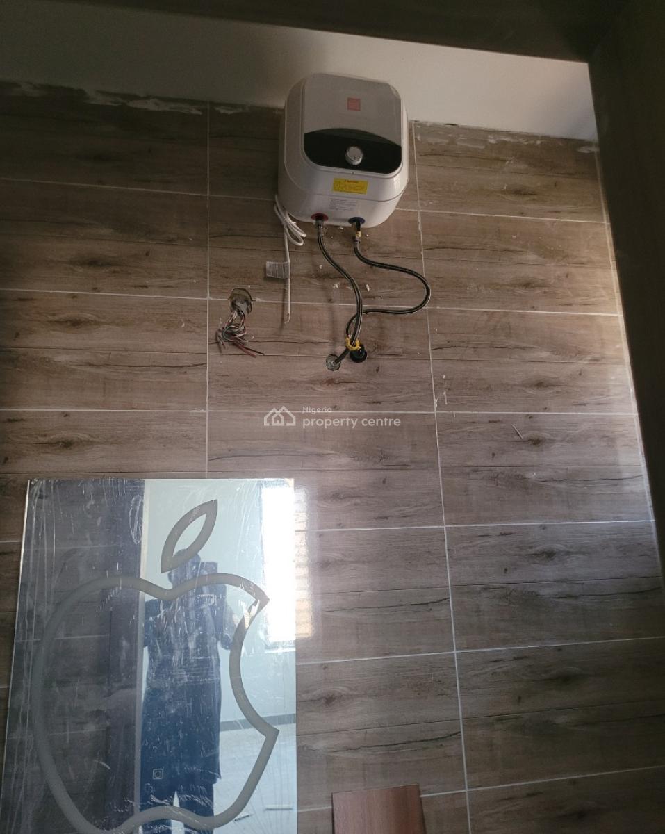 Luxurious 2 Bedroom Block of Flats, Extension 3 Estate, Dawaki, Gwarinpa, Abuja, Flat / Apartment for Rent