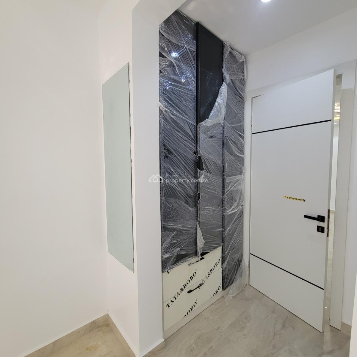 Lovely 5 Bedroom Duplex with a Bq and Pool in a Secured Estate, Lekki Phase 1, Lekki, Lagos, House for Sale