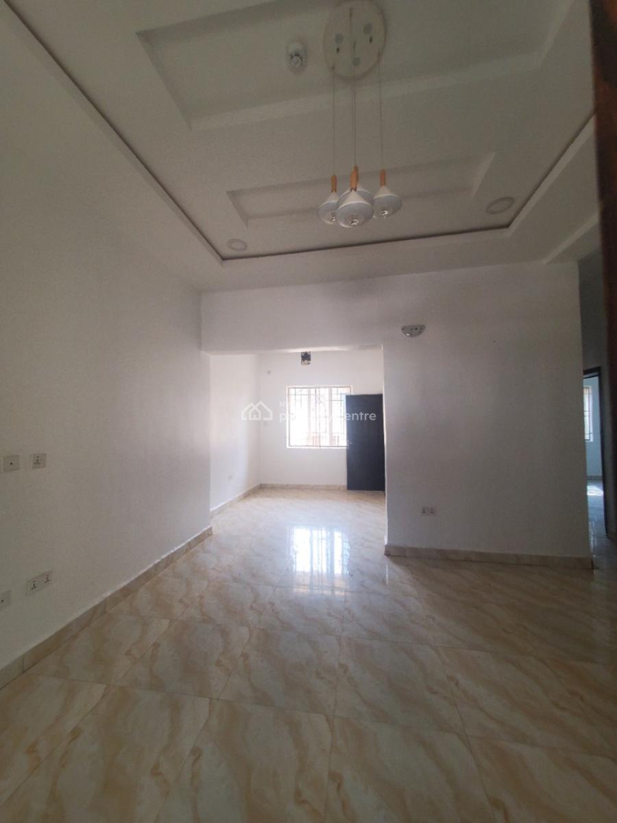 Superclean 2 Bedroomflat on The 1st Floor, By American International School, Durumi, Abuja, Flat / Apartment for Rent