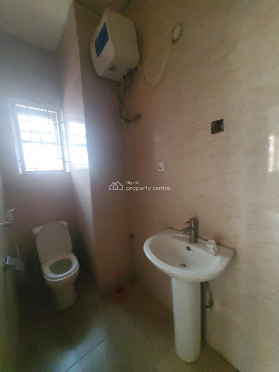 Superclean 2 Bedroomflat on The 1st Floor, By American International School, Durumi, Abuja, Flat / Apartment for Rent