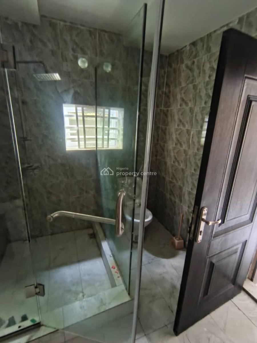 Spacious  3 Bedroom Flat, Sangotedo, Ajah, Lagos, Flat / Apartment for Rent