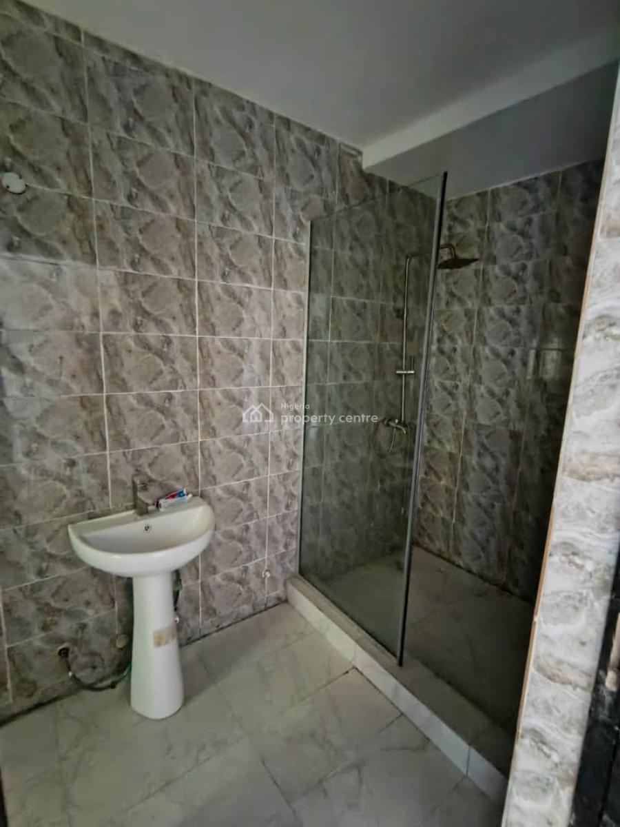 Spacious  3 Bedroom Flat, Sangotedo, Ajah, Lagos, Flat / Apartment for Rent