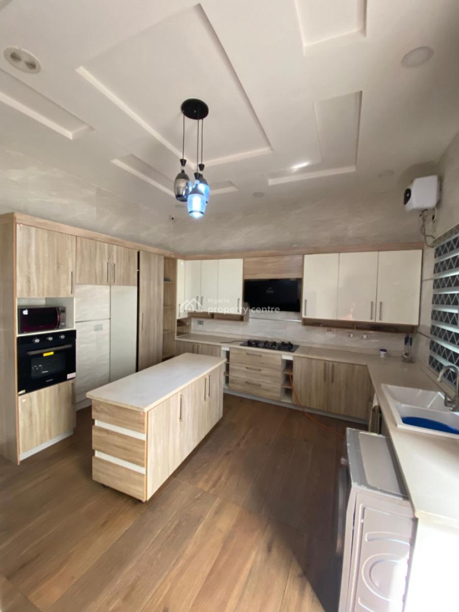 Massive 5 Bedrooms Fully Detached Duplex with a Bq, Chevron, Lekki, Lagos, Detached Duplex for Rent