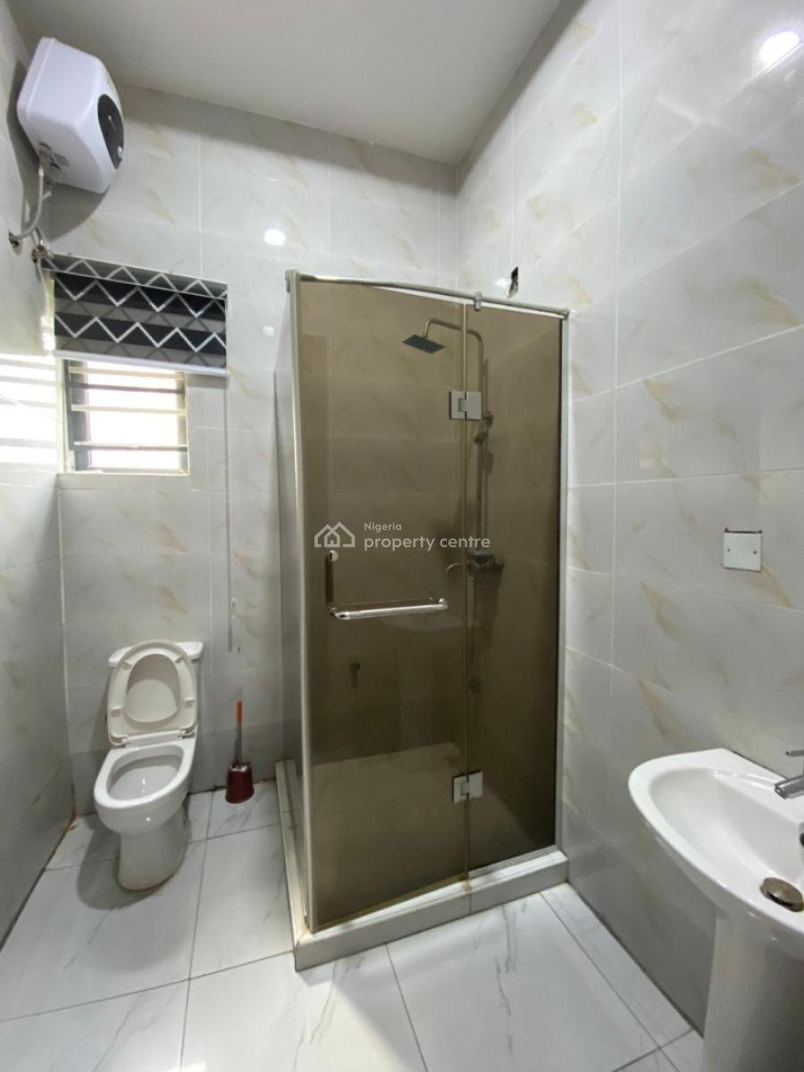 Massive 5 Bedrooms Fully Detached Duplex with a Bq, Chevron, Lekki, Lagos, Detached Duplex for Rent