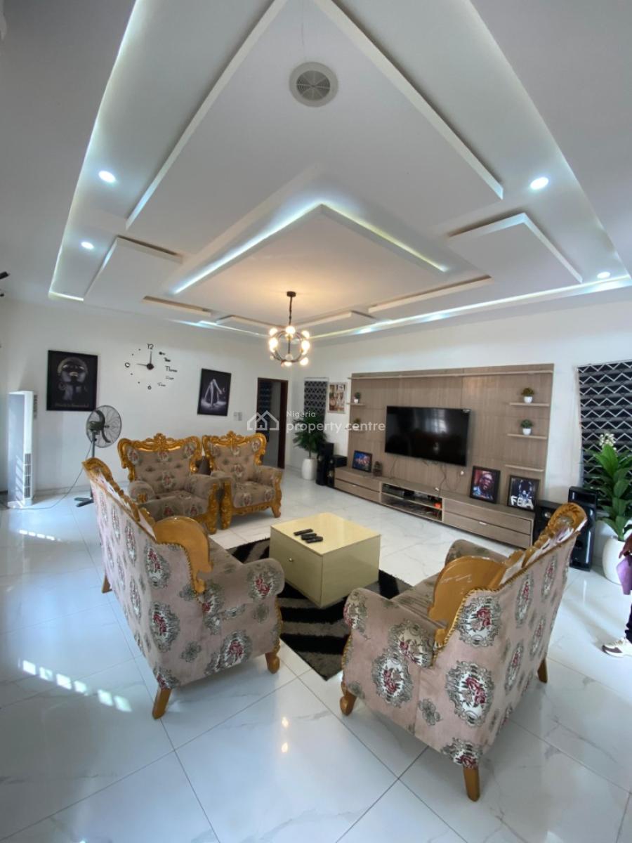 Massive 5 Bedrooms Fully Detached Duplex with a Bq, Chevron, Lekki, Lagos, Detached Duplex for Rent
