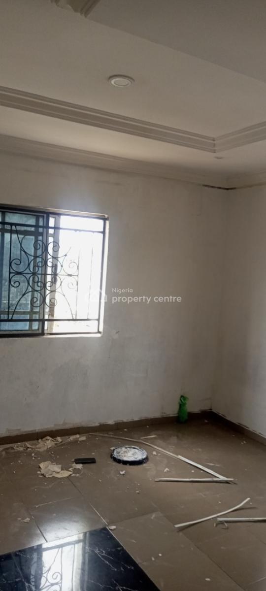Renovated Spacious Mini Flat Upstairs, Off Aborisade Lawanson, Lawanson, Surulere, Lagos, Mini Flat (room and Parlour) for Rent
