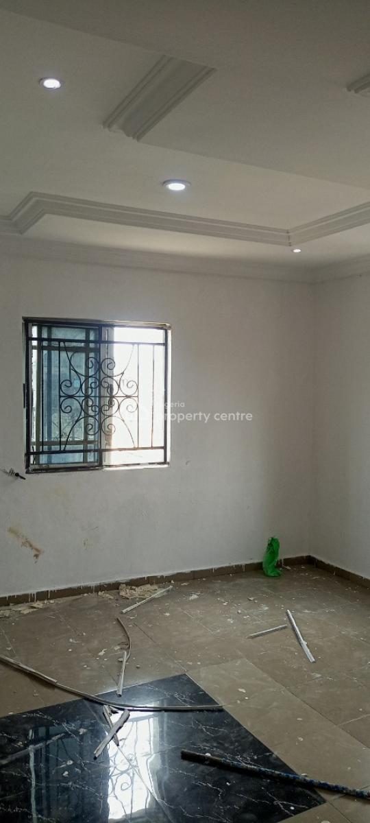 Renovated Spacious Mini Flat Upstairs, Off Aborisade, Lawanson, Surulere, Lagos, Mini Flat (room and Parlour) for Rent