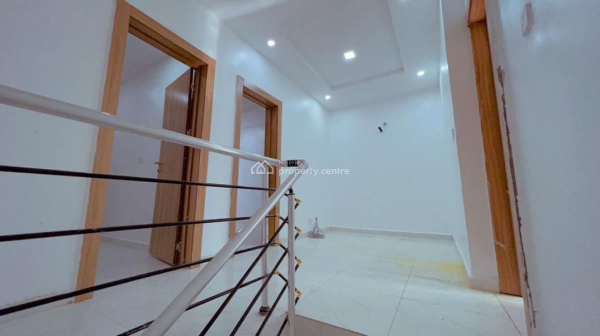 Luxury 3 Bedrooms Duples, Ologolo, Lekki, Lagos, Terraced Duplex for Sale
