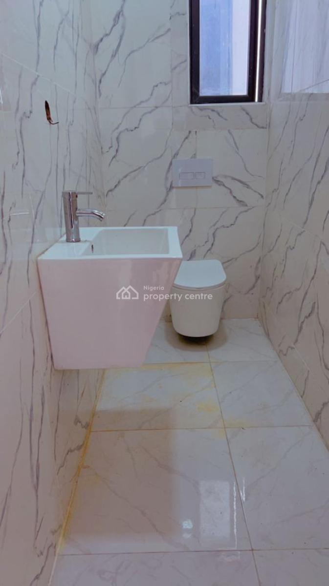 Luxury 3 Bedrooms Duples, Ologolo, Lekki, Lagos, Terraced Duplex for Sale