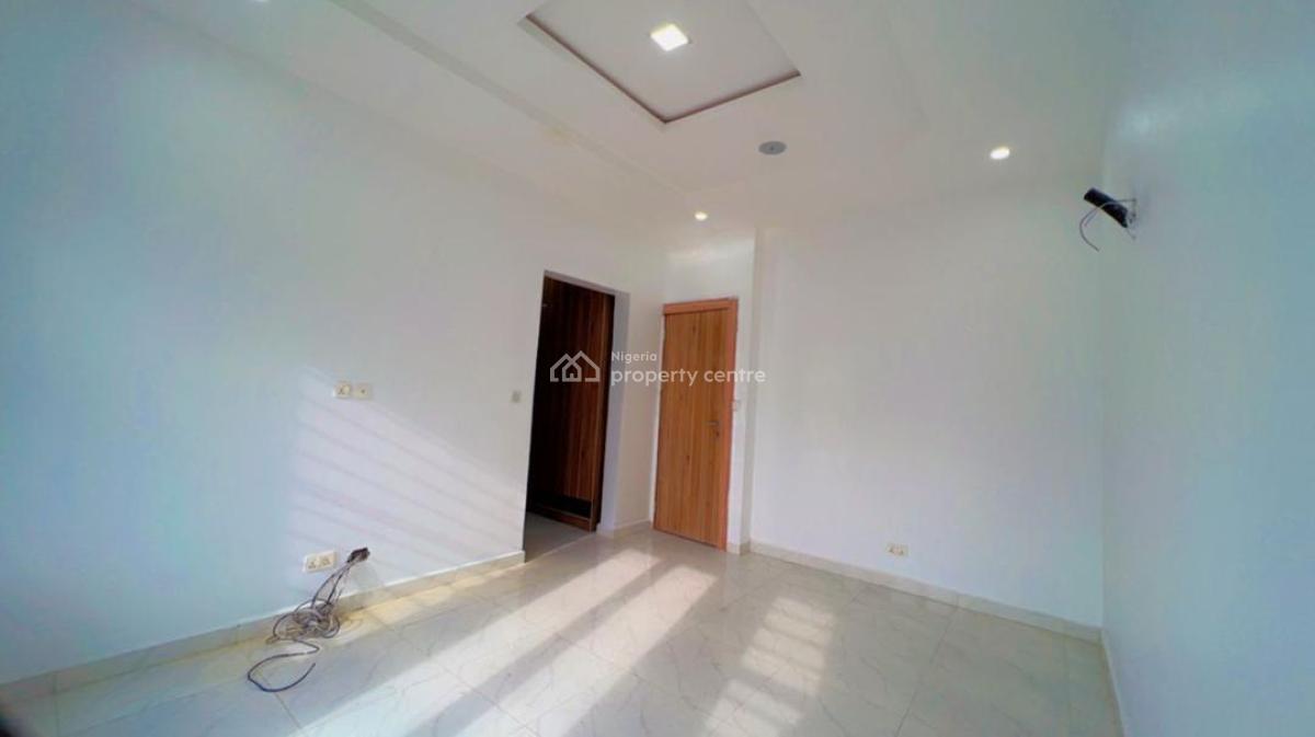 Luxury 3 Bedrooms Duples, Ologolo, Lekki, Lagos, Terraced Duplex for Sale