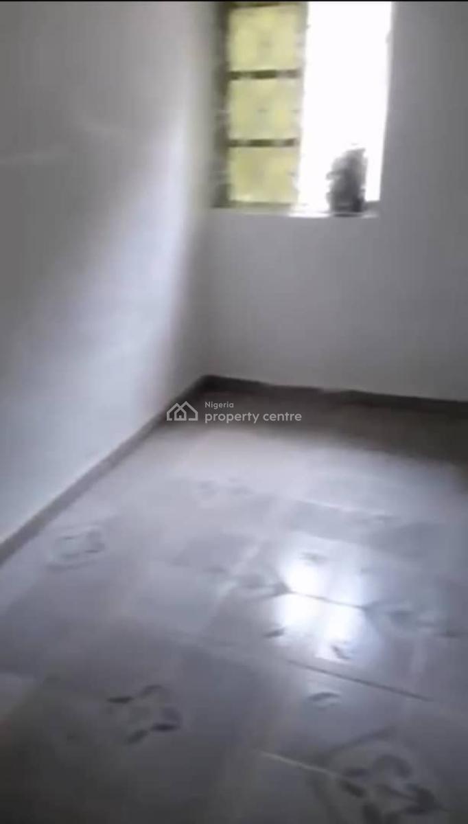 Lovely 2 Bedroom Flat, Green Land Estate, Mende, Maryland, Lagos, Flat / Apartment for Rent