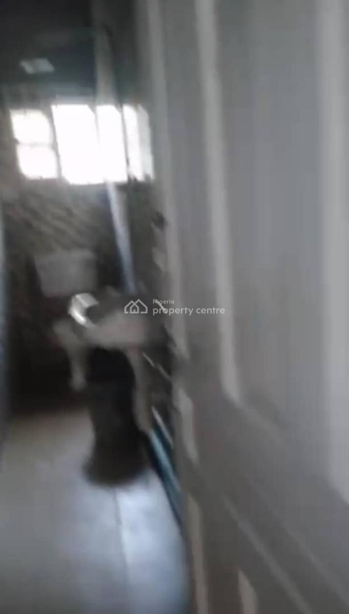 Lovely 2 Bedroom Flat, Green Land Estate, Mende, Maryland, Lagos, Flat / Apartment for Rent