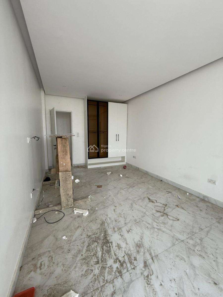 Well Finished 1 Bedroom Apartment, Lekki Phase 1, Lekki, Lagos, Mini Flat (room and Parlour) for Sale