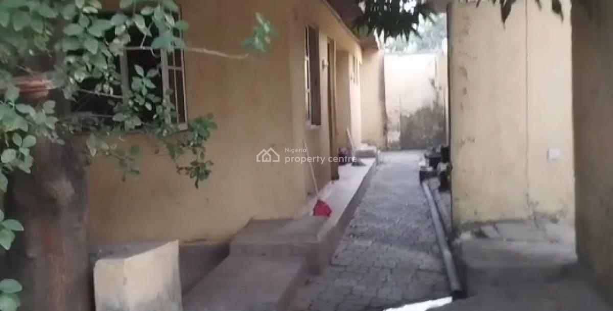 2000sqm Building Available for Redevelopment Or Commercial Purpose, Gwarinpa, Abuja, Detached Duplex for Sale