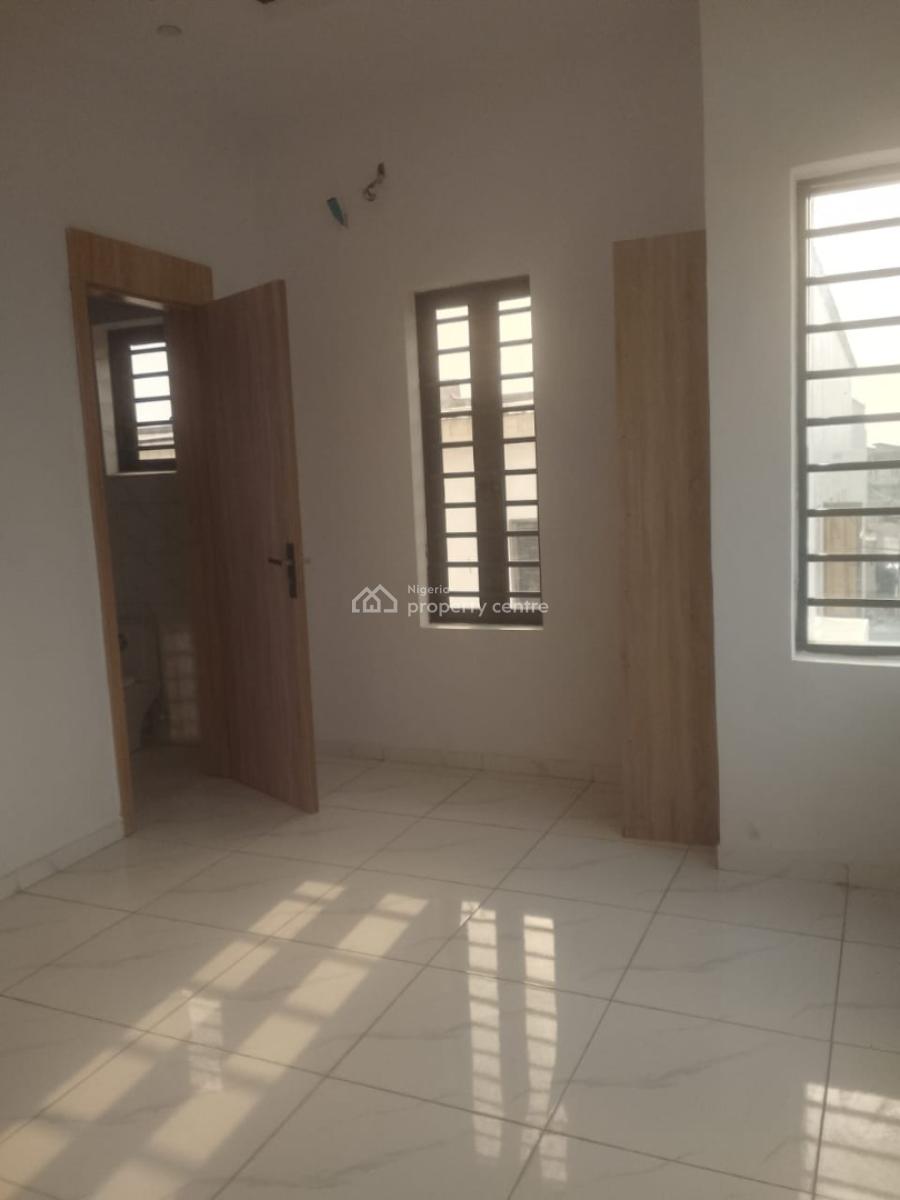 Spacious 5 Bedroom Fully Detached Duplex, Atlantic Layout General Paint, Ajah, Lagos, Detached Duplex for Sale