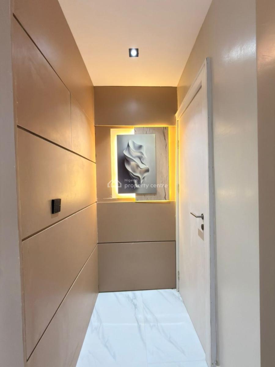 2 Bedroom Apartment, Lekki Phase 1, Lekki, Lagos, Flat / Apartment for Sale