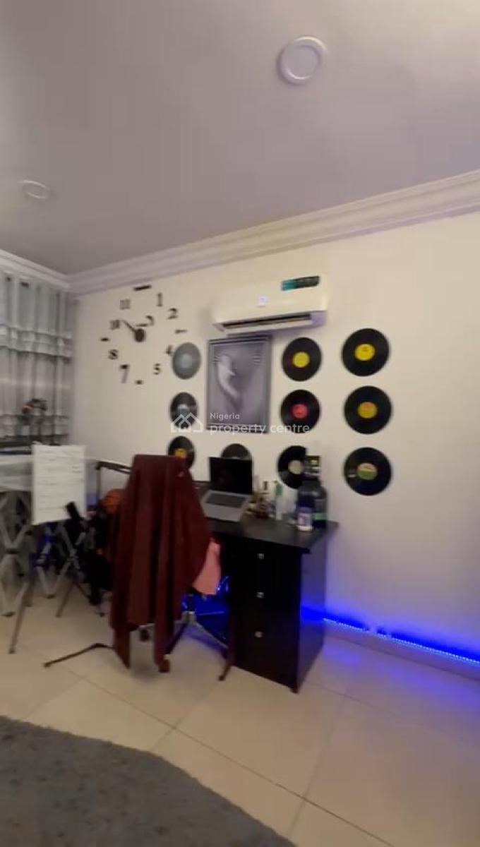 Semi Master Room in a Shared Apartment, Tpdc Estate, Lekki, Lagos, House for Rent