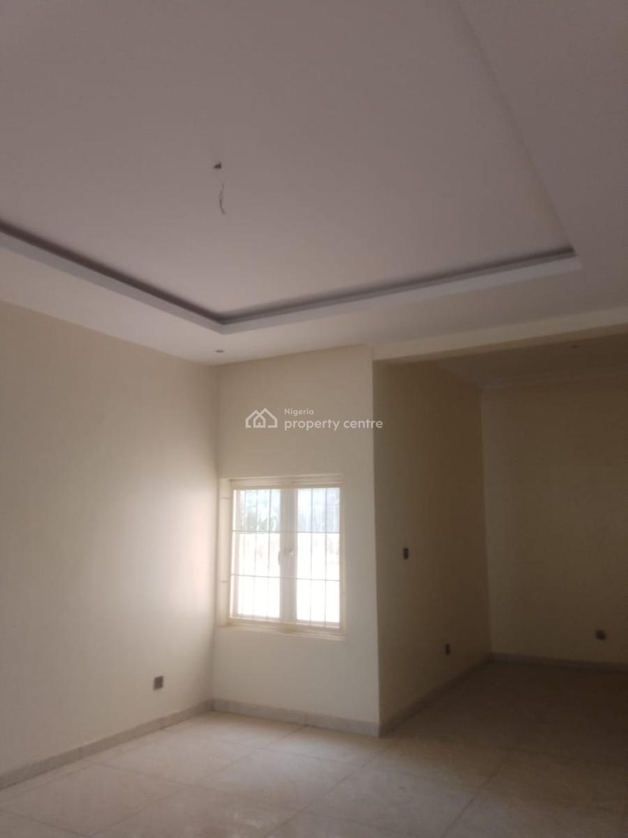 Well Finished 4 Bedrooms Terrace Duplex with Bq, Guzape District, Abuja, Terraced Duplex for Rent