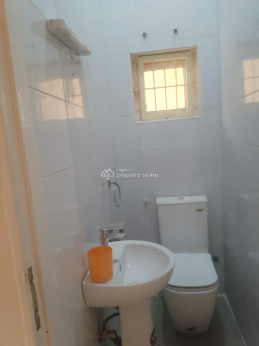 Well Finished 4 Bedrooms Terrace Duplex with Bq, Guzape District, Abuja, Terraced Duplex for Rent