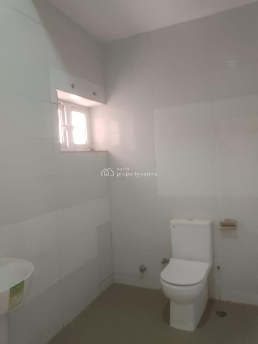 Well Finished 4 Bedrooms Terrace Duplex with Bq, Guzape District, Abuja, Terraced Duplex for Rent