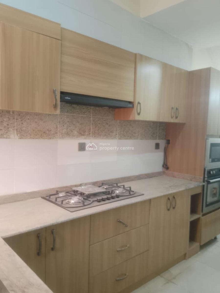 Well Finished 4 Bedrooms Terrace Duplex with Bq, Guzape District, Abuja, Terraced Duplex for Rent