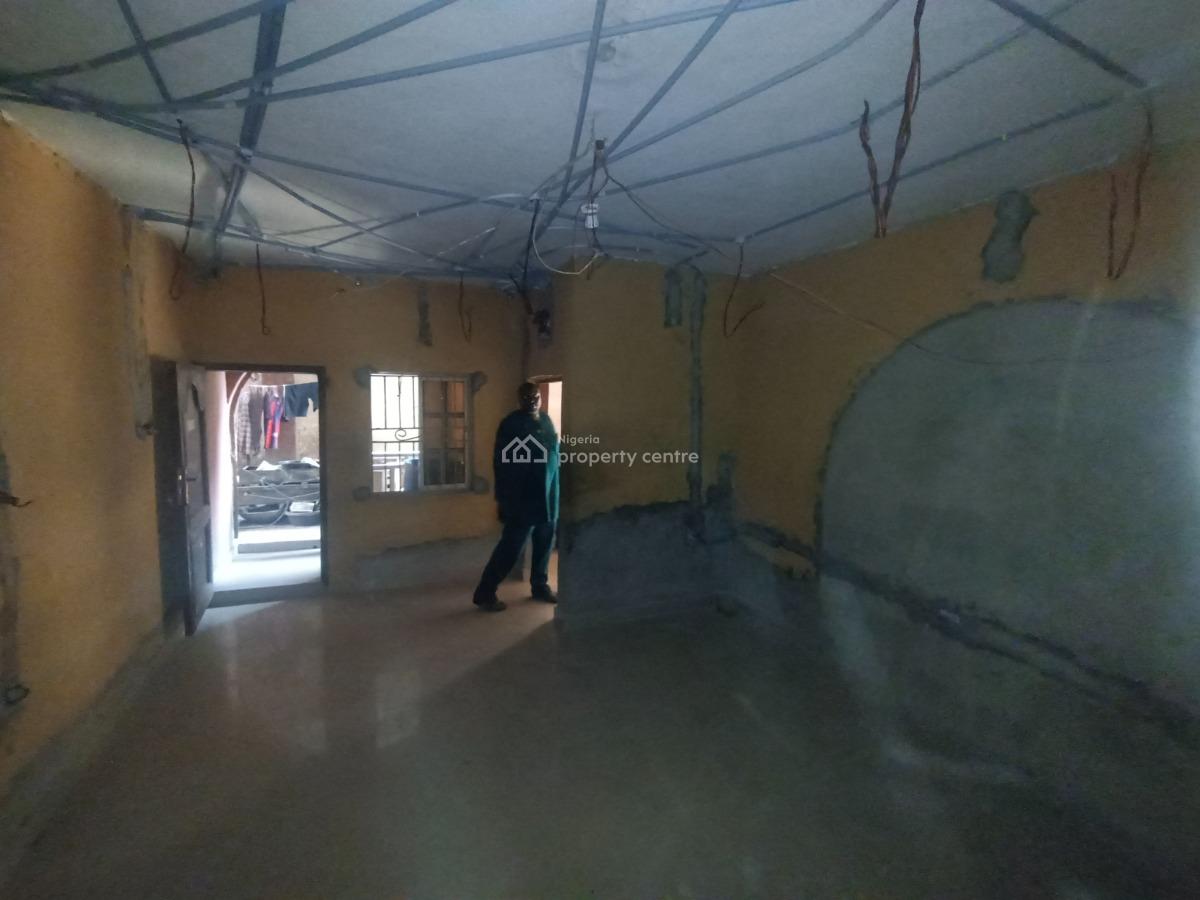 Spacious and Newly Renovated 1 Bedroom Mini Flat, Thomas Estate, Ajah, Lagos, Mini Flat (room and Parlour) for Rent