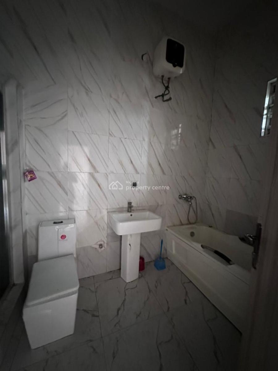 4 Bedrooms Terrace, Orchid Estate, Lekki, Lagos, Terraced Duplex for Rent