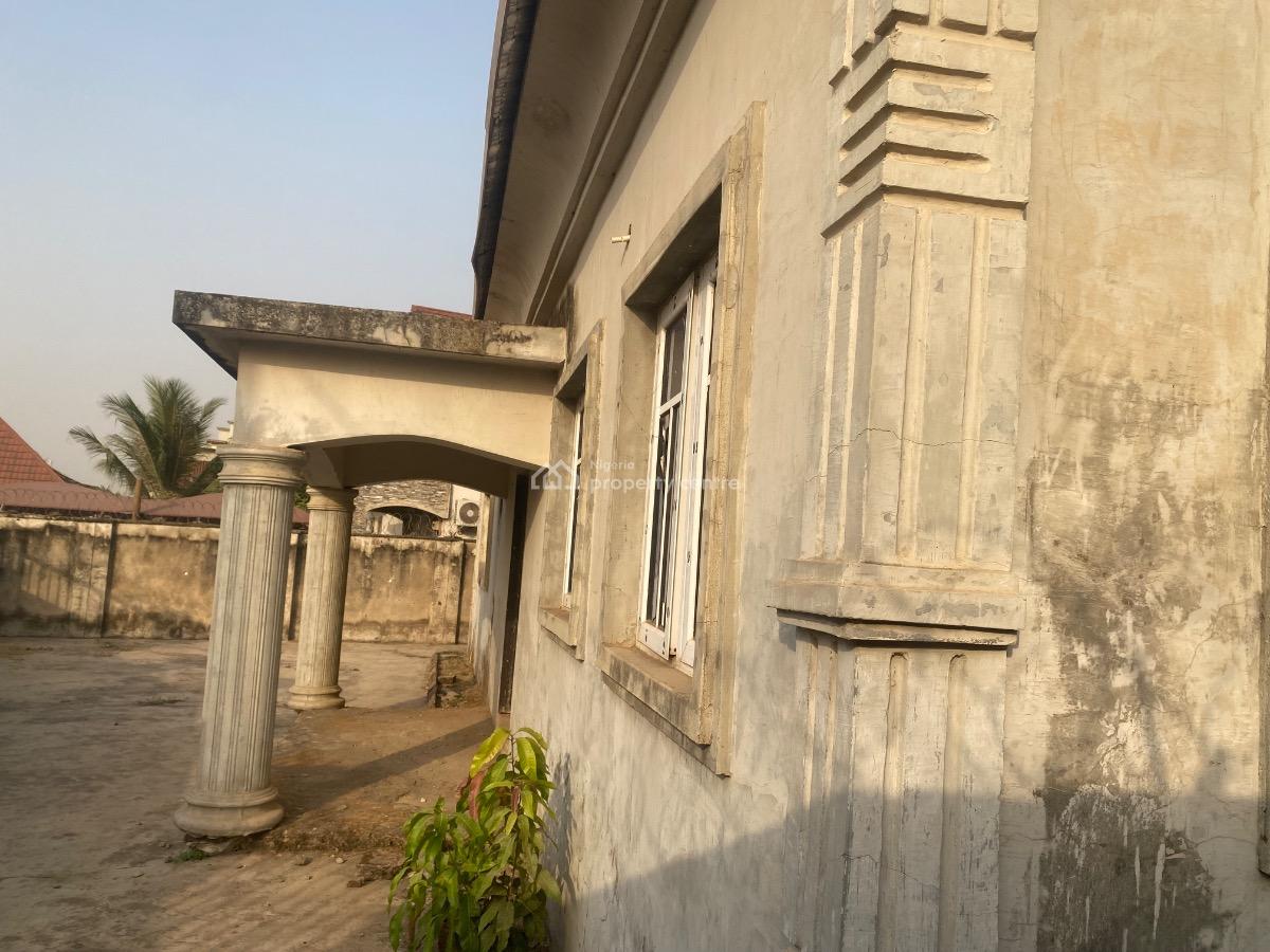 Spacious 3 Bedroom Bungalow with 2 Units of Selfcontained Bq, Ukala After Goodluck Farm, Kyami, Abuja, Detached Bungalow for Sale