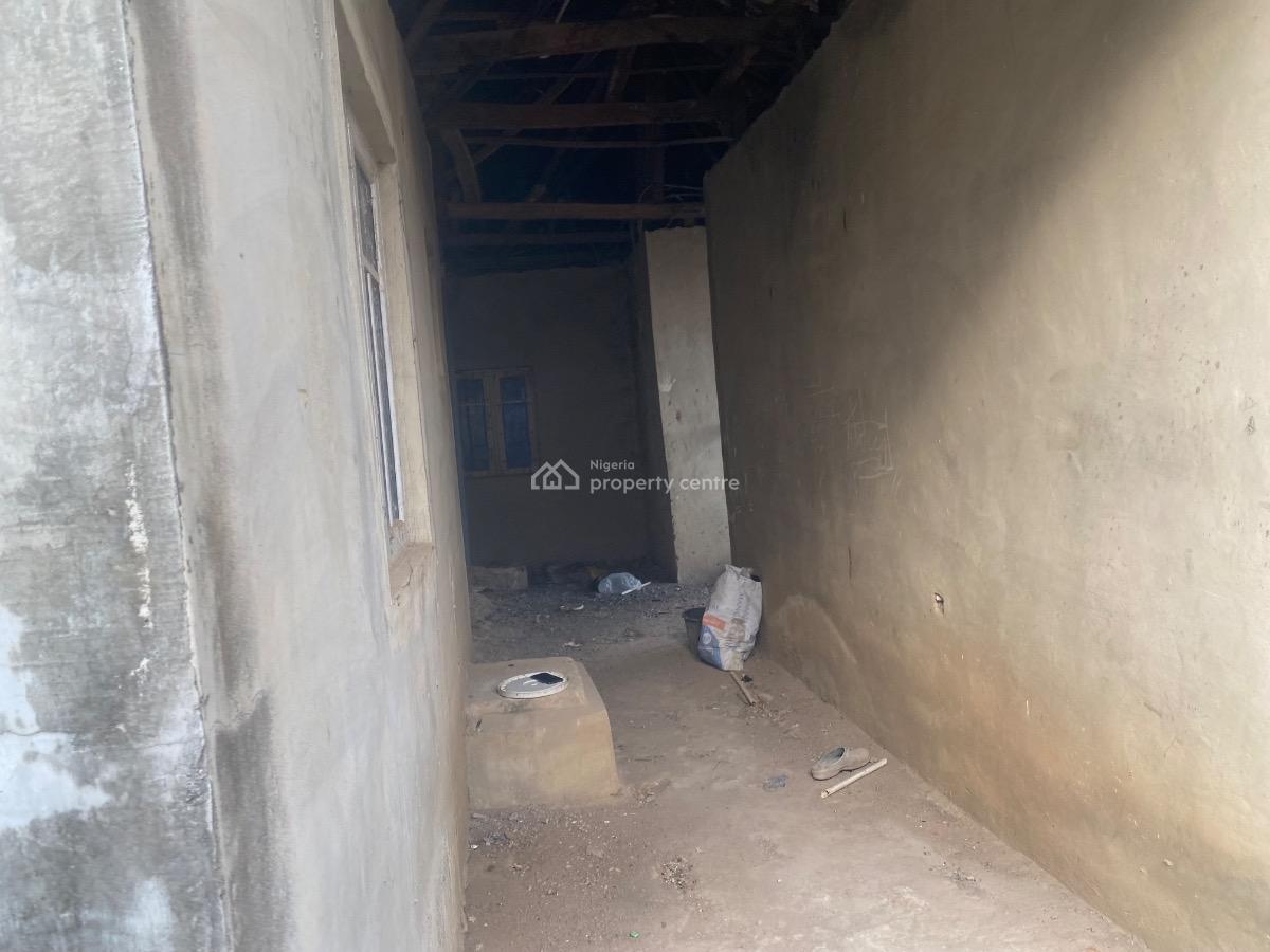 Spacious 3 Bedroom Bungalow with 2 Units of Selfcontained Bq, Ukala After Goodluck Farm, Kyami, Abuja, Detached Bungalow for Sale