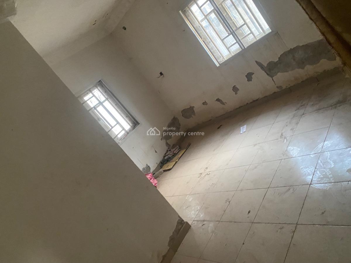 Spacious 3 Bedroom Bungalow with 2 Units of Selfcontained Bq, Ukala After Goodluck Farm, Kyami, Abuja, Detached Bungalow for Sale