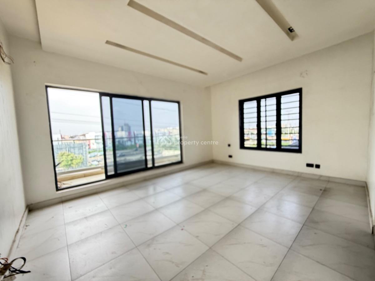 Spacious 3 Bedroom Apartment with Bq, Lekki Rhs, Lekki Phase 1, Lekki, Lagos, Flat / Apartment for Rent