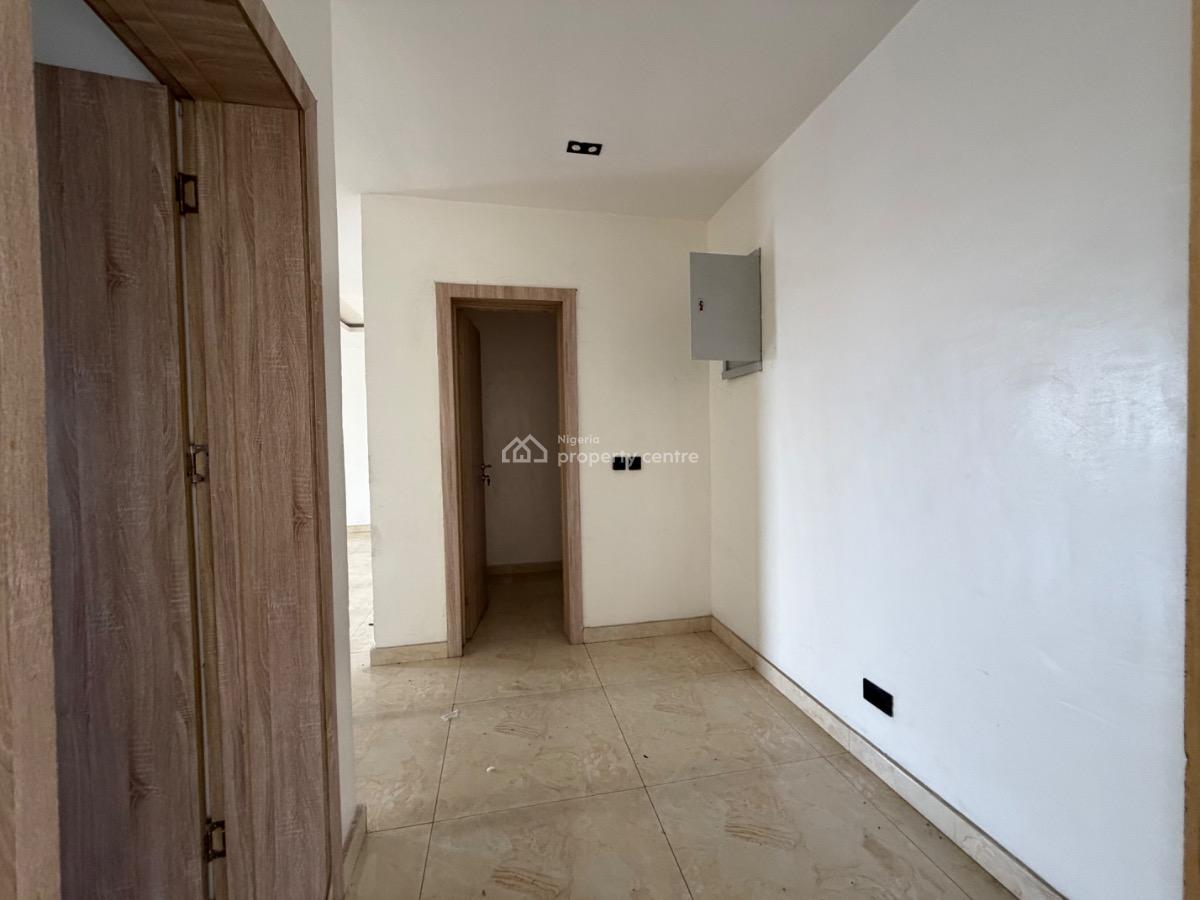Spacious 3 Bedroom Apartment with Bq, Lekki Rhs, Lekki Phase 1, Lekki, Lagos, Flat / Apartment for Rent