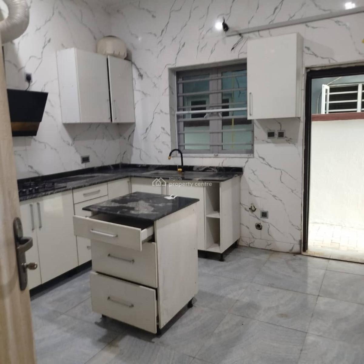 3 Bedroom Flat, Orchid Estate, Lekki, Lagos, Flat / Apartment for Rent